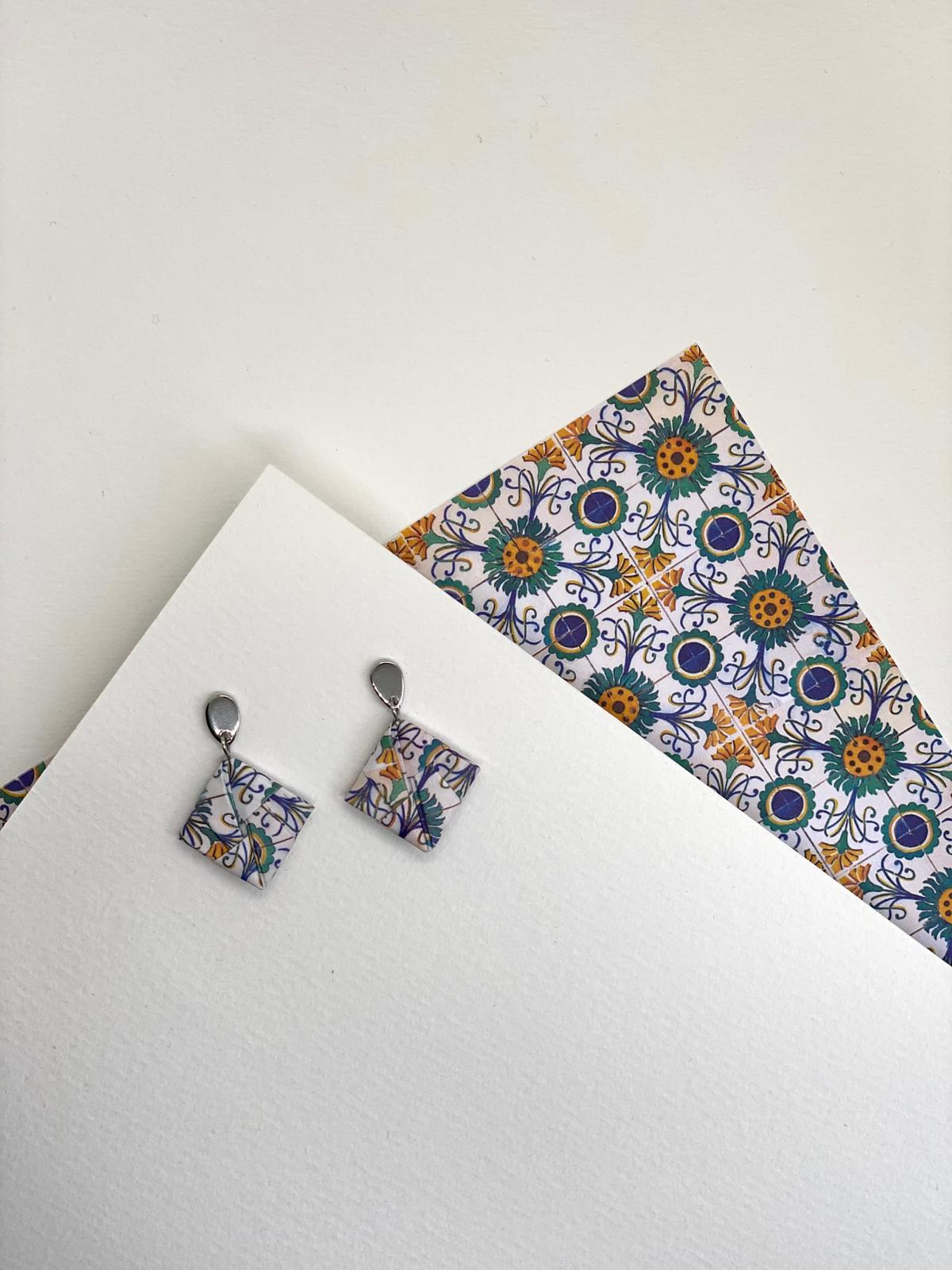 GOTA | Brincos de Origami em Aço Inoxidável papel Azulejo Português feitos à mão (etsy image id: 7887027518)