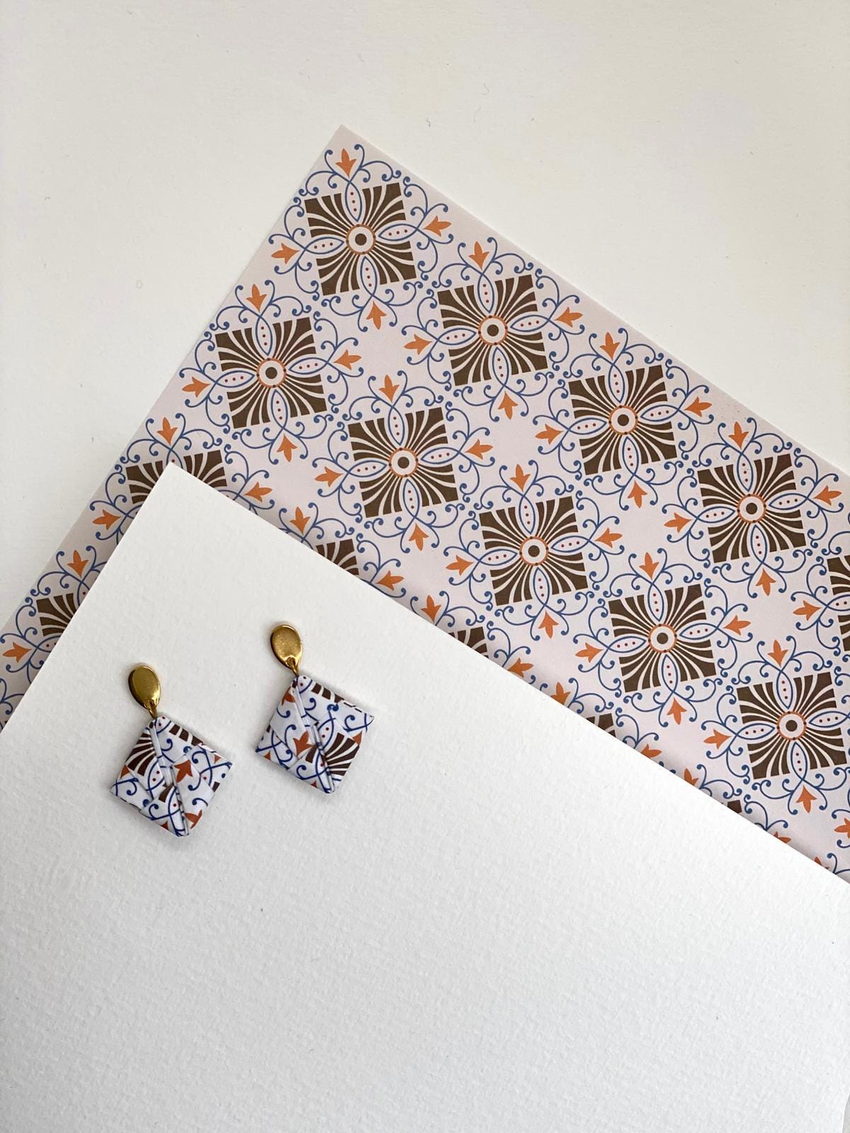 GOTA | Brincos de Origami em Aço Inoxidável papel Azulejo Português feitos à mão (etsy image id: 7887033240)