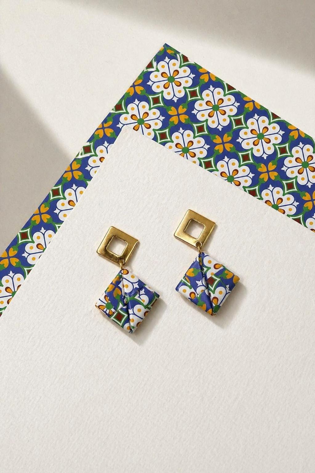 LOSANGO | Brincos de Origami em Aço Inoxidável papel Azulejo Português feitos à mão (etsy image id: 7964356616)