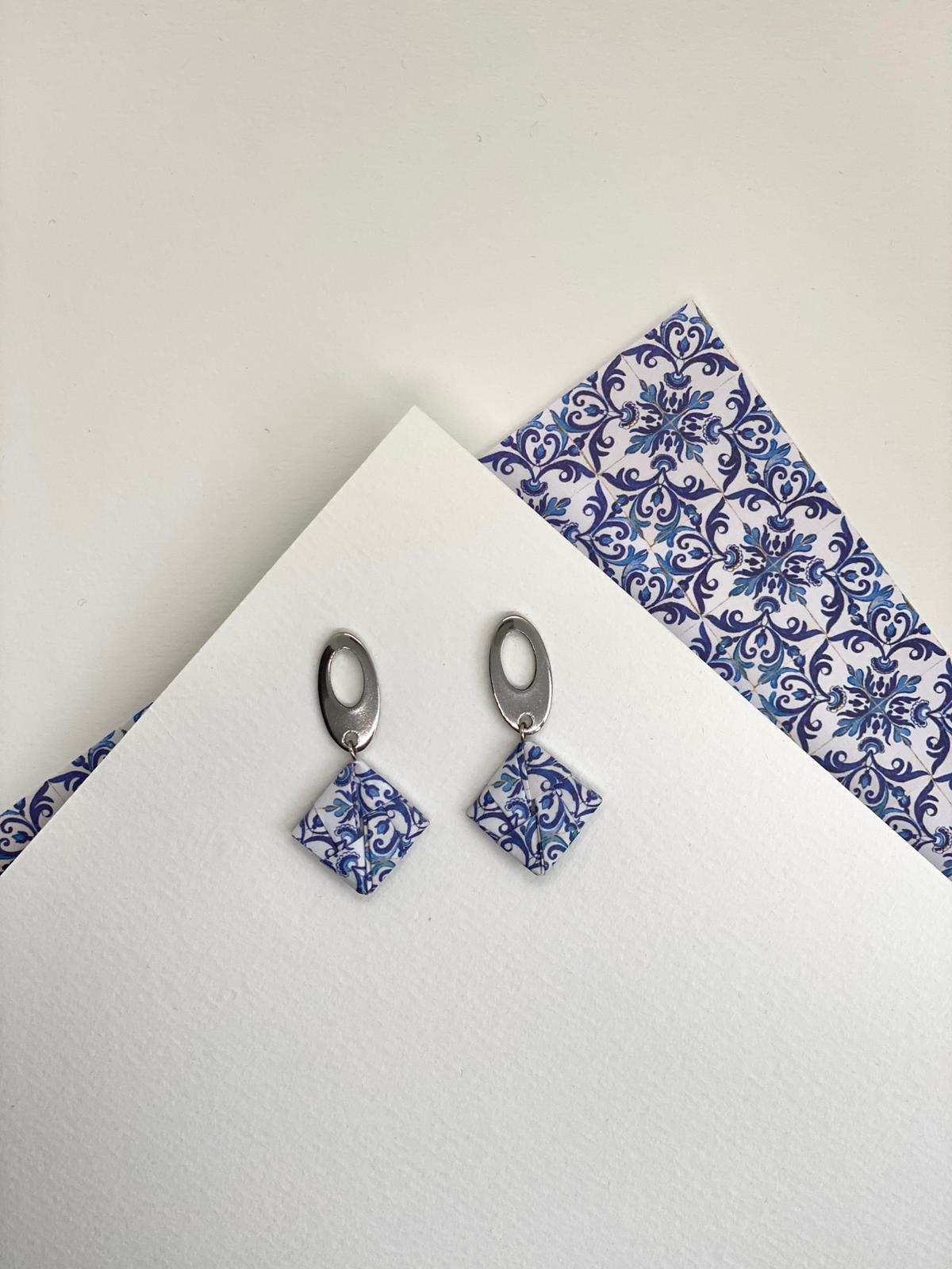 OVAL | Brincos de Origami em Aço Inoxidável papel Azulejo Português feitos à mão (etsy image id: 7981604027)
